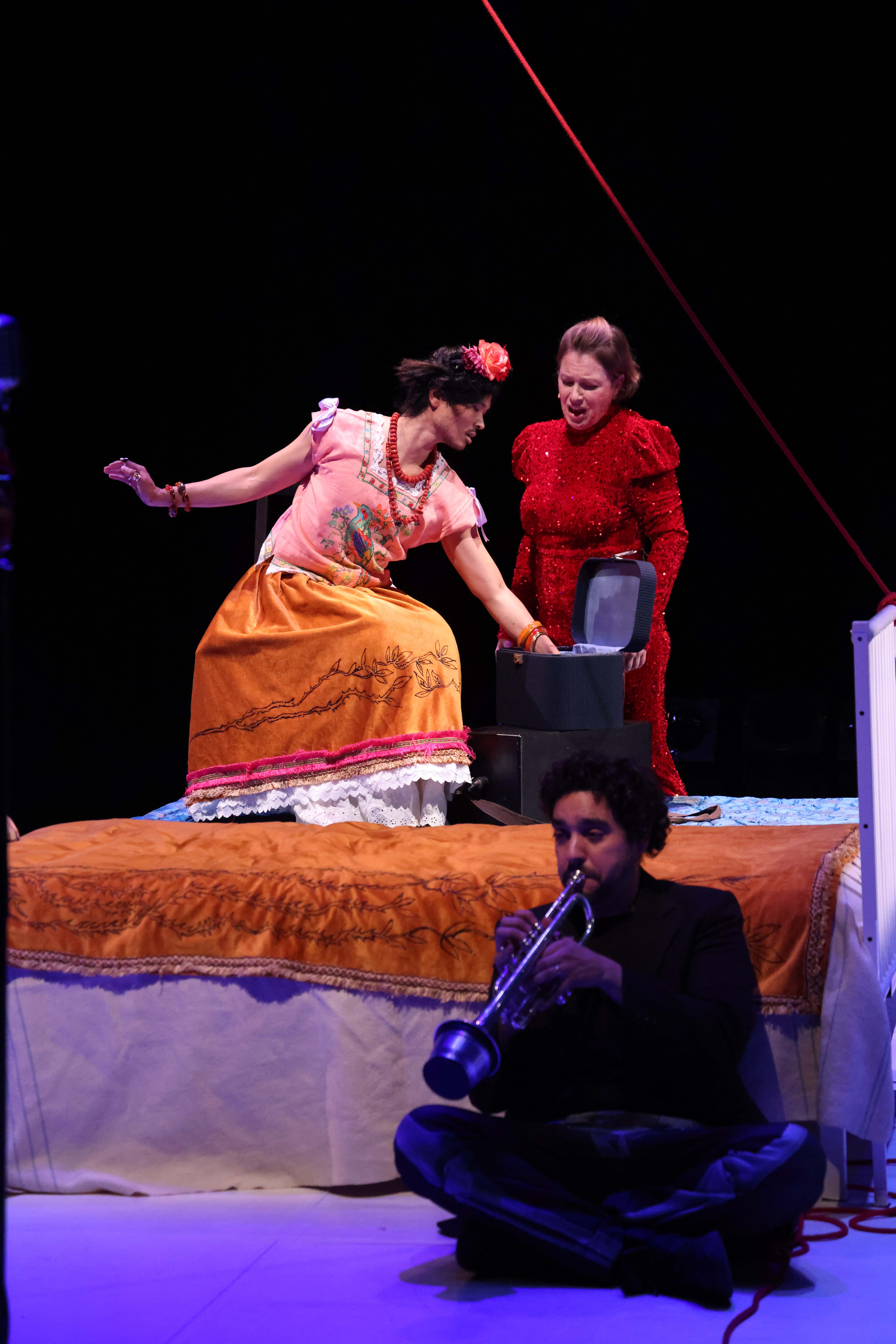 251104_Frida Kahlo_filage_TAW_077